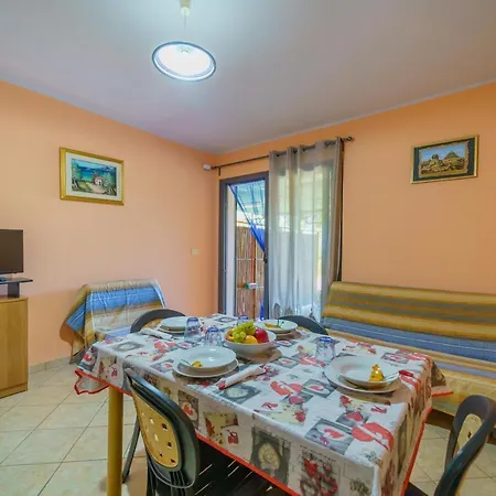 Residenza Multicolor Mare E Natura דירה קאפוליברי