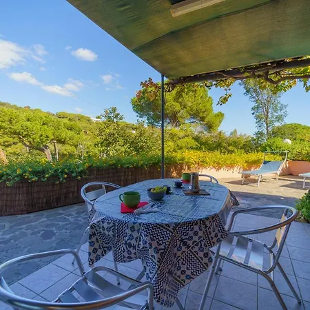 Residenza Multicolor Mare E Natura דירה
