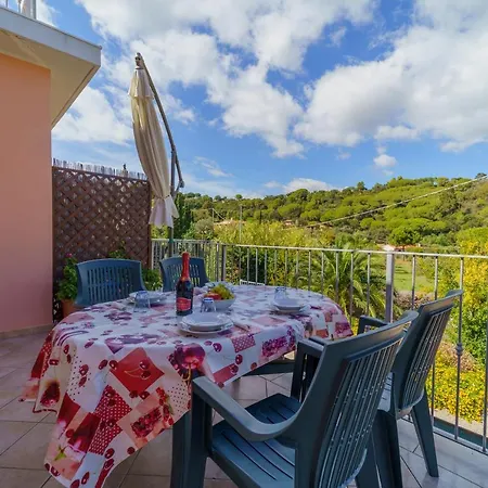 Residenza Multicolor Mare E Natura דירה קאפוליברי