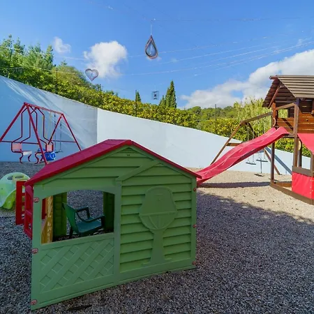 Residenza Multicolor Mare E Natura Apartament *